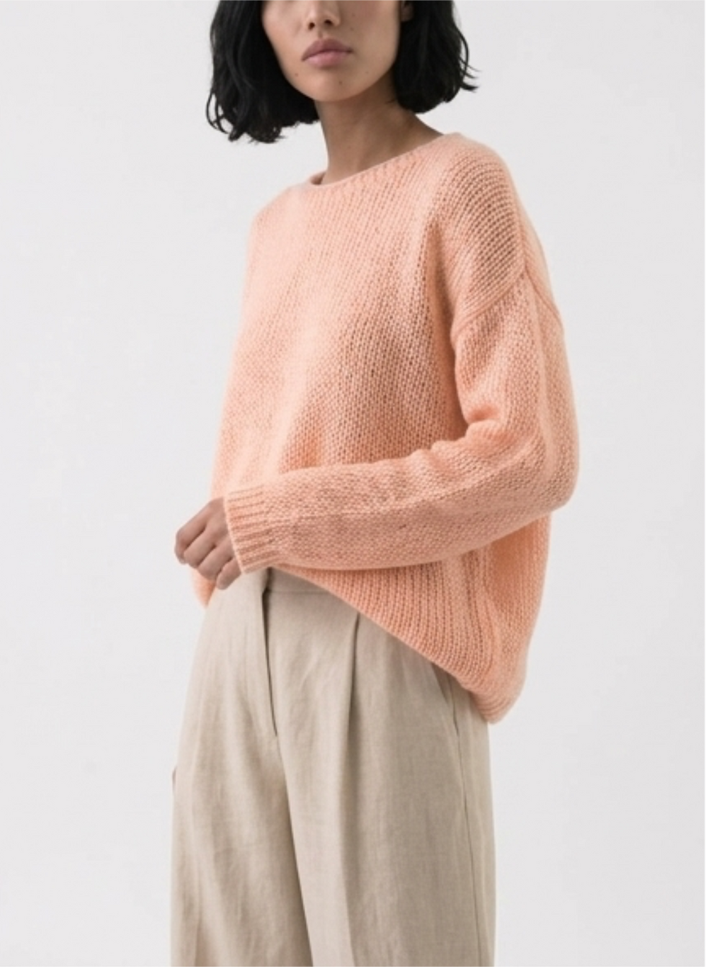 Handknit loose fit    ITEM # 6-B 681810